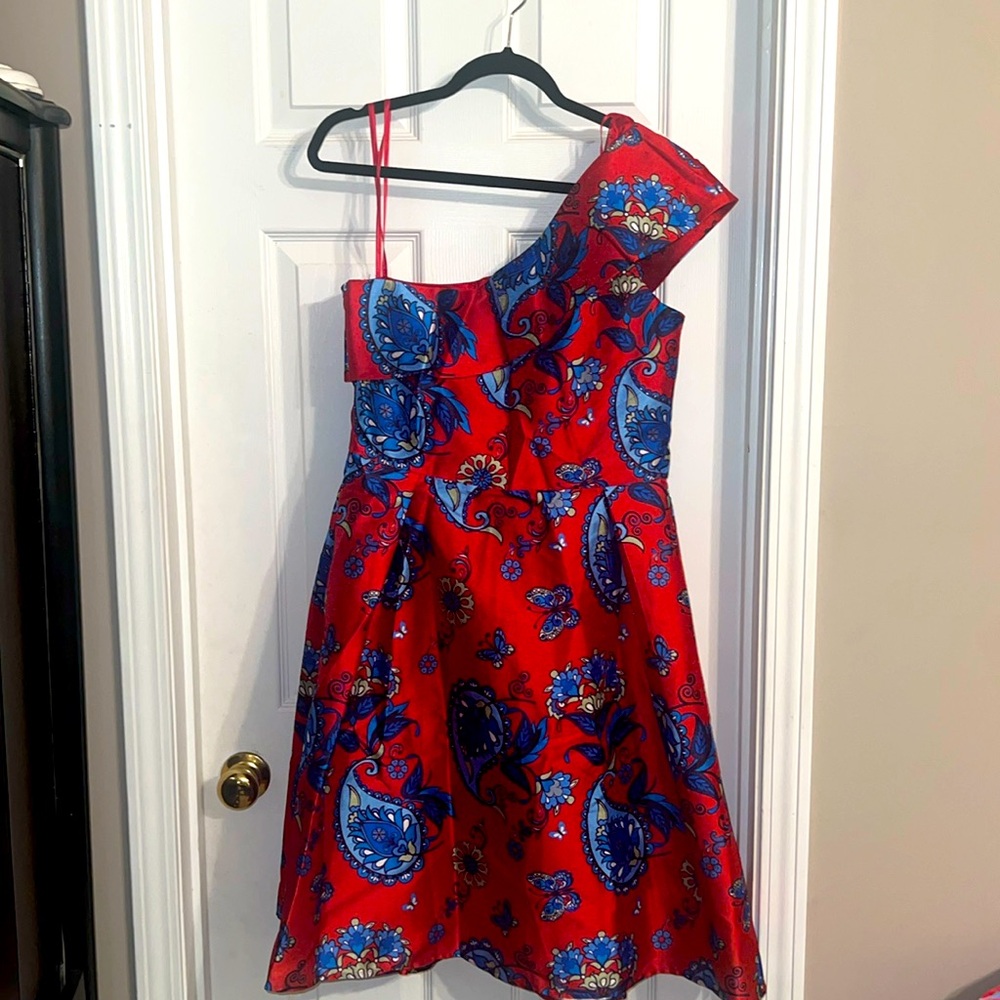 Beautiful spring time dress!